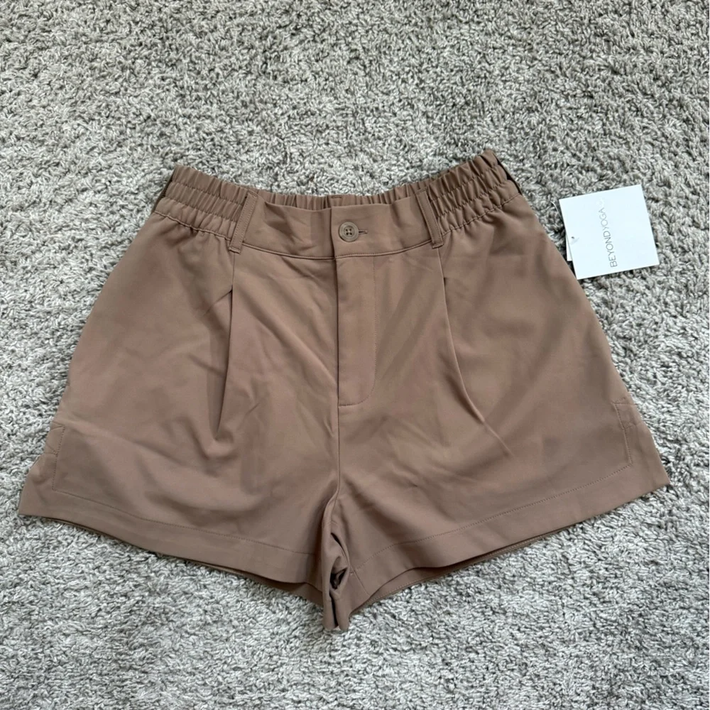 Beyond Yoga Status High Waist Shorts - Picture 1 of 5